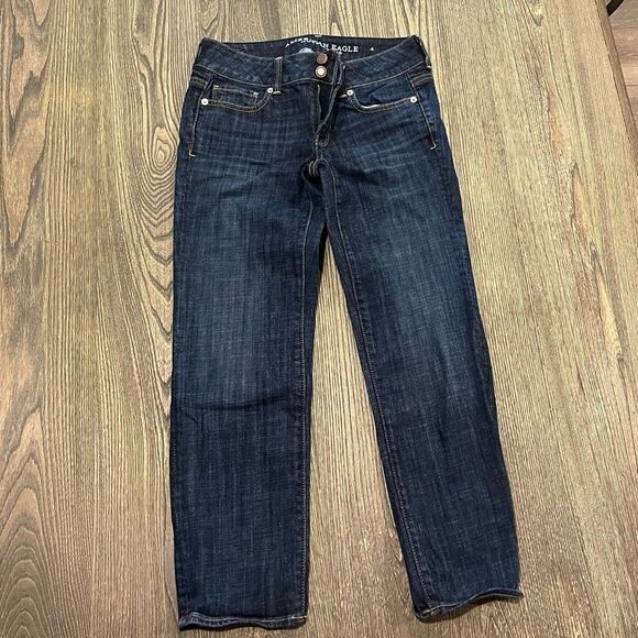 American Eagle Outfitters Denim - American Eagle Artist Crop Jeans Low Rise Pockets Stretch Denim Dark Wash Size 2